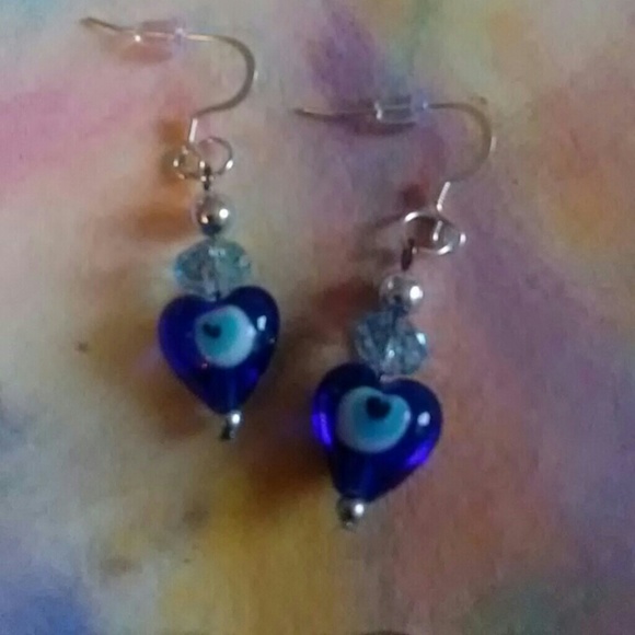 earrings - Picture 4 of 8